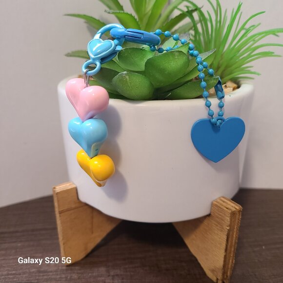 Mezzo Piano Heart Charm Keychain Bag Accessory Pink Blue‎ Yellow Cute Kawaii - Picture 4 of 4